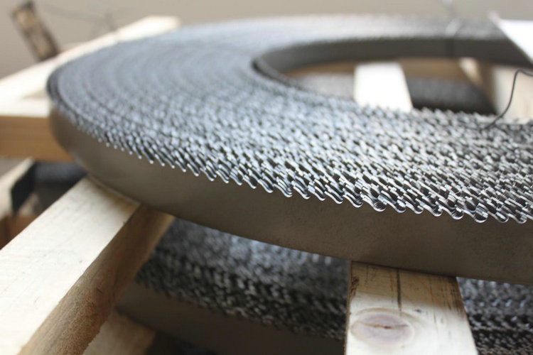 雙金屬帶鋸條為何會出現(xiàn)裂紋