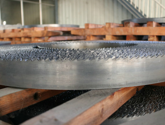 金鋒鋸業(yè)M42帶鋸條，鋸切的首選