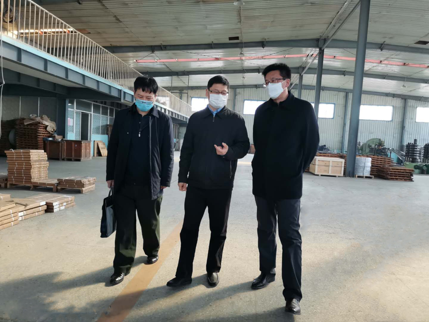 濟南市民營企業(yè)服務(wù)一隊蒞臨金鋒鋸業(yè)指導(dǎo)工作！